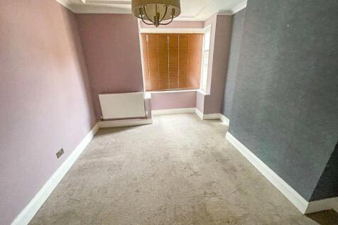 Scartho Road, Grimsby, North East Lincolnshire photo 5
