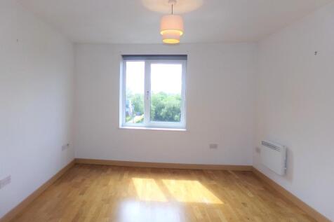 Elder Court, Mead Lane, Hertford, Hertfordshire, SG13 photo 3