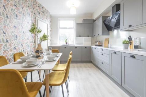 Clarence Street (Room 4), Bramley, Leeds photo 3