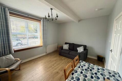 Living Room 4