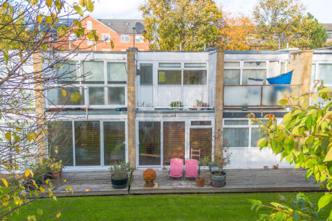 Leeds, LS7 - property photo