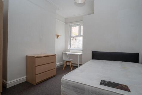 6 Bedroom, Lidderdale Road photo 4