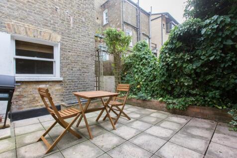6. Sandmere Garden