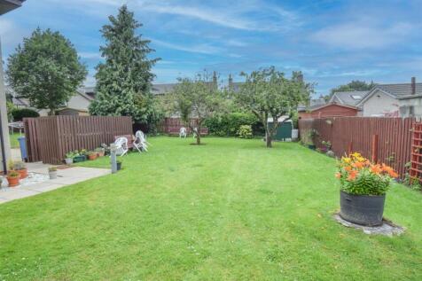 COMMUNAL GARDEN