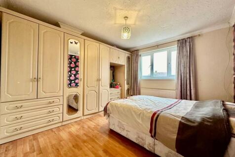 WhatsApp Image 2024-12-09 at 13.59.05_b208b43c.jpg