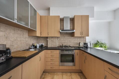 kitchen (2).jpg