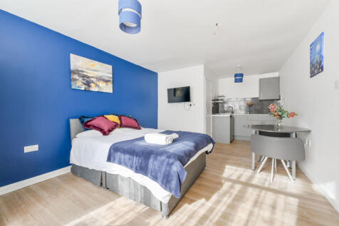 Stratford Road, UB2, Southall, UB2 photo 2