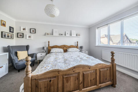 1349795-3-68c3e47...