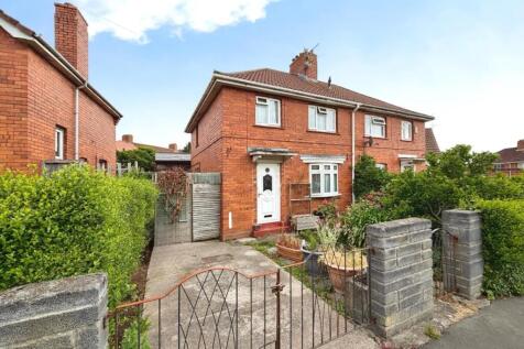 Driveway / Front Garden