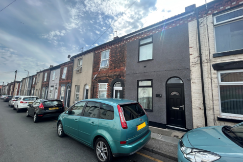 2-bed house on Bala Street, L4, £825/mo