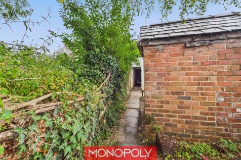 Right Of Way To Garden