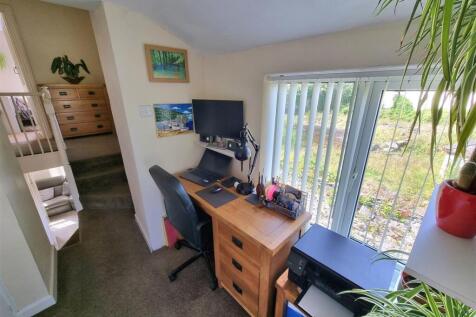 Office space 1.jpg