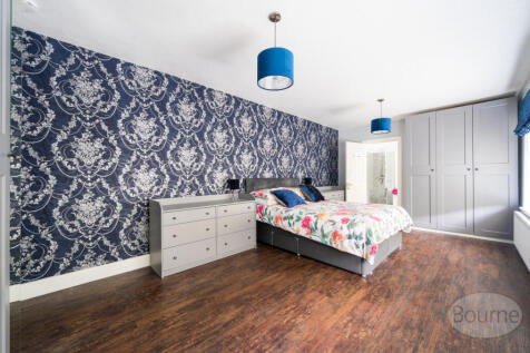 ee3fcfc6-3ece-496...