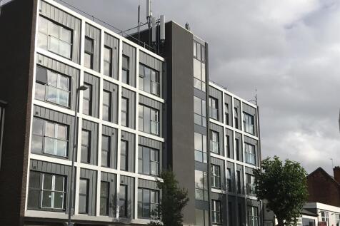15 High Street External.jpg