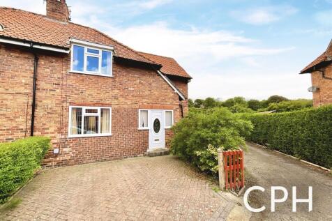 Scarborough, YO12 - property photo