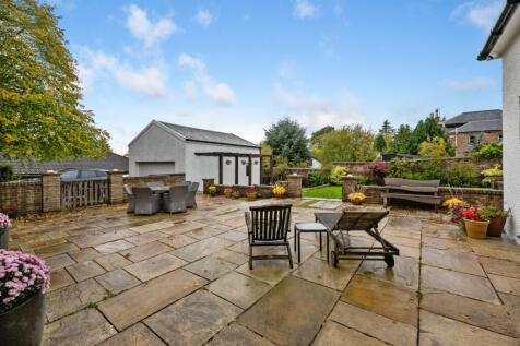 4 bed, 3 bath Detached in Glasgow - Photo 46
