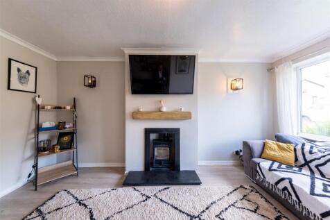 28 Oathills Drive-011.jpg