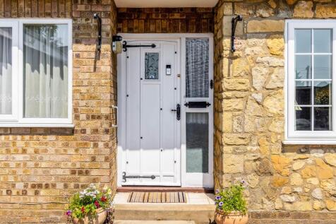 3 Ranville Close (Pinchbeck)-5.jpg