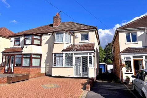 4 bed semi-detached house to rent Green Lane, Gre