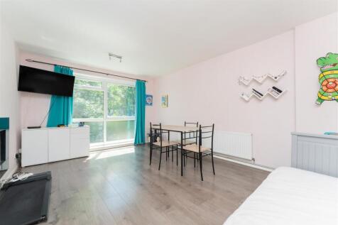 28 Azalea Recp a.jpg