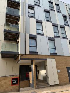 2 Bedroom apartment available  to let in  Watson 