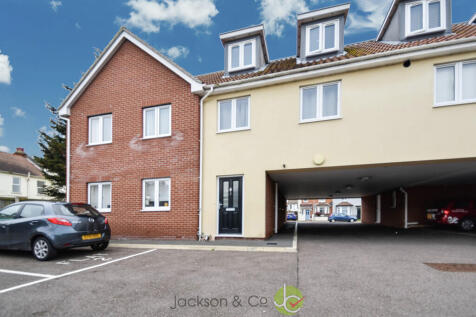 Clacton-on-sea, CO15 - property photo