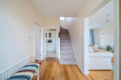 1353623-1-68c2a7a...