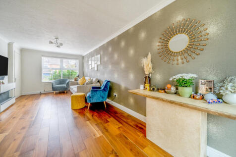 1369771-2-68f0c0c...