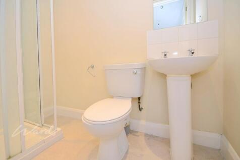 merton shower