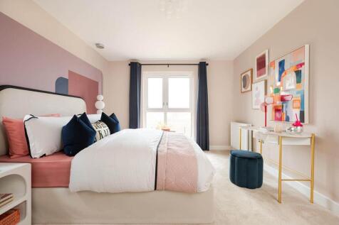 A second double bedroom means you don't need to compromise on space