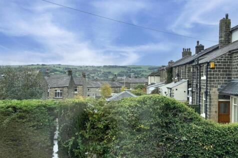 4 bed mid-terrace property, Silsden 24