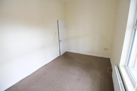 Back bedroom_inPixio.jpg