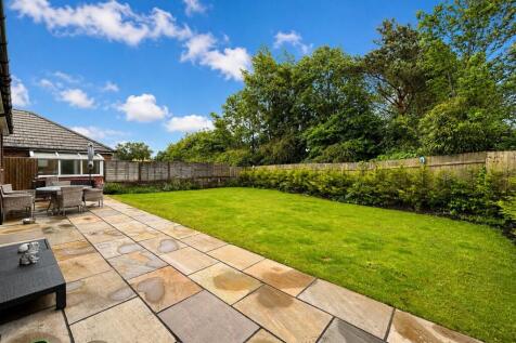 Milbury Drive, Littleborough, Greater Manchester, OL15 photo 3
