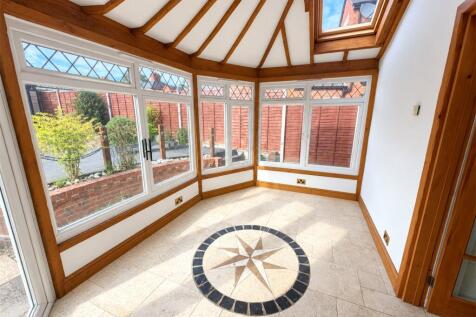 Whitmore Lane, Sunningdale, Berkshire, SL5 photo 4
