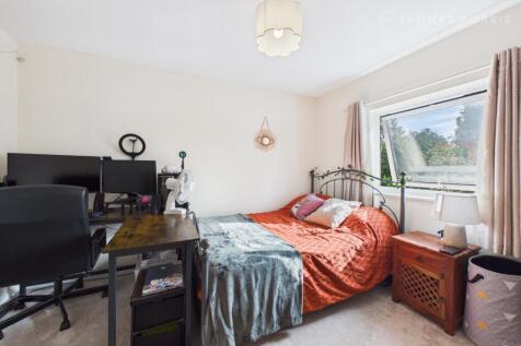 Ashton Gardens, Huntingdon, Cambridgeshire, PE29 photo 5