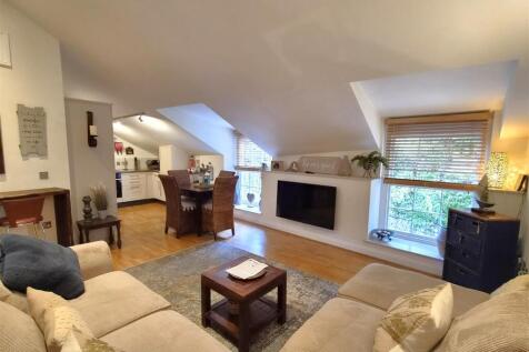 living area.jpg