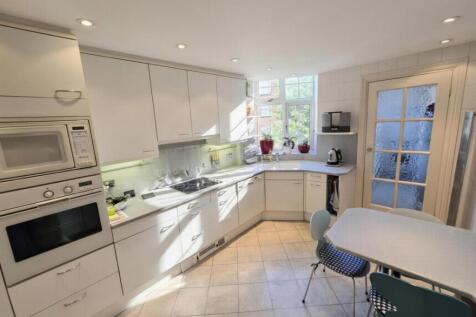 Alvanley Court, Finchley Road, London, NW3 photo 4