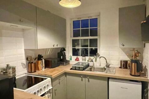 Bucklers Lane, St Austell photo 3