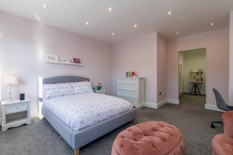 5 bed, 5 bath Detached in Sheffield - Photo 20