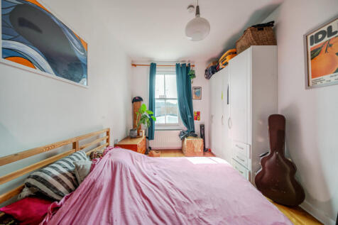 1354762-3-68c96e3...