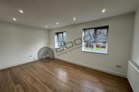Bawtry Road, Rotherham, South Yorkshire, S60 photo 3