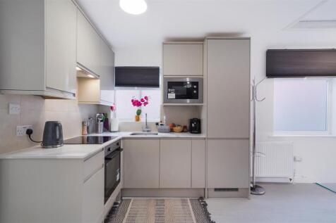 70A Eton Avenue - RVpSXcOJKHA7JPdqHtiV.jpg