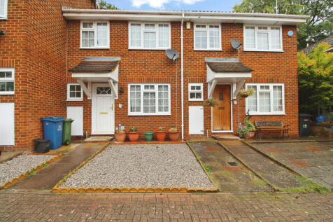 Three Bedroom Terraced House To Let