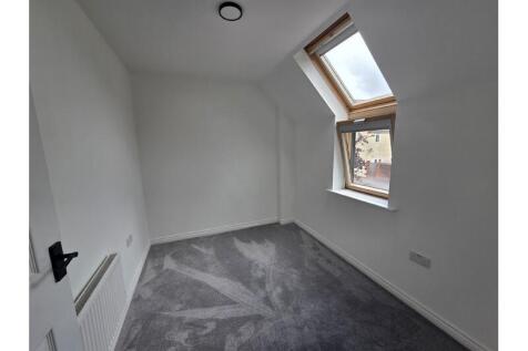 Meadowlands Avenue, Bridgwater, TA6 photo 5