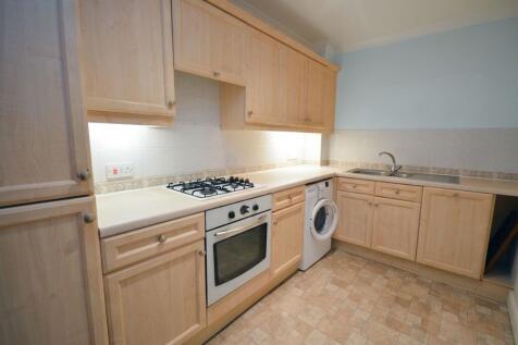Bramhall Lane South, Bramhall, SK7 photo 4