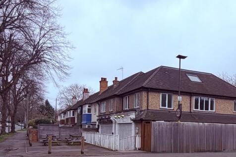 3 Bedroom Flat Available TO LET