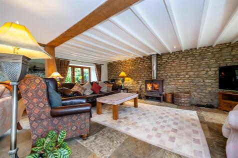 North Barn Internal (2).jpg