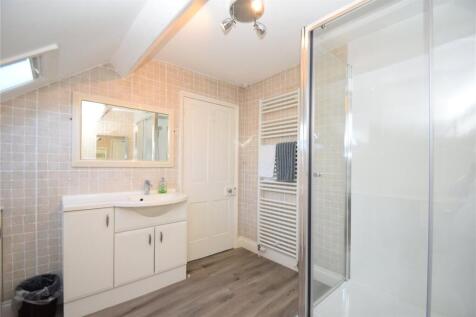 Falsgrave Road, Scarborough, North Yorkshire, YO12 photo 3