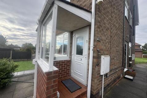 Orchard Court, Gedling, Nottingham photo 2