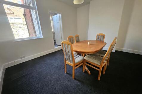 Hampden Road, Mexborough photo 3
